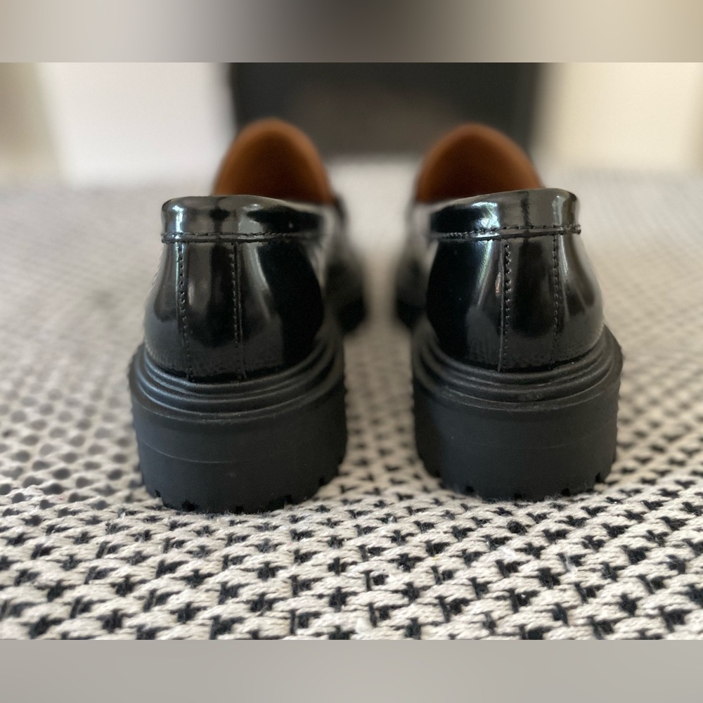 Thursday Platform Penny Loafer Black Patent Leather Size 7 Gold - Picture 9 of 13